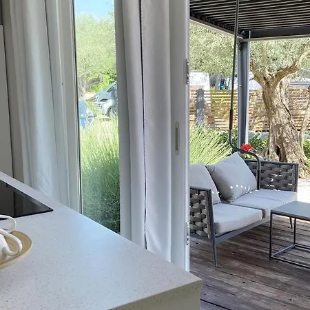 Boutique Mobile Homes Ulikarovinj (adults Only) 4* Ровинь