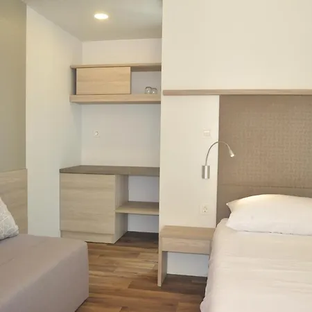 Boutique Mobile Homes Ulikarovinj (adults Only) 4* Ровинь