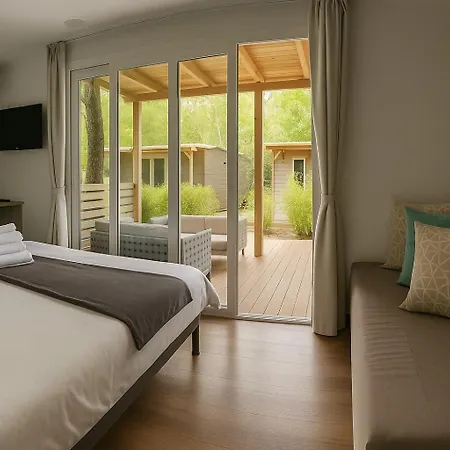 Boutique Mobile Homes Ulikarovinj (adults Only) 홀리데이파크 로비니