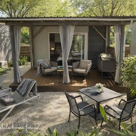Parco vacanze Boutique Mobile Homes Ulikarovinj (adults Only) 4*
