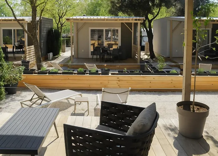 홀리데이파크 Boutique Mobile Homes Ulikarovinj (adults Only)