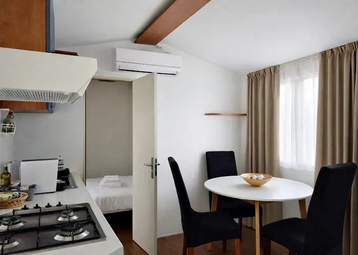 Boutique Mobile Homes Ulikarovinj (adults Only) Feriepark