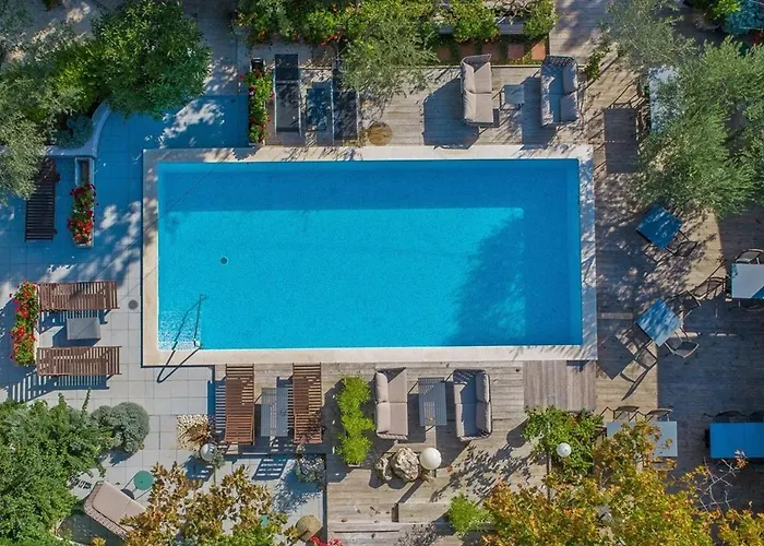 홀리데이파크 Boutique Mobile Homes Ulikarovinj (adults Only) 4*