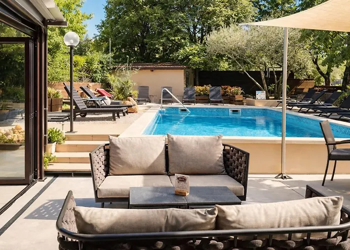 Boutique Mobile Homes Ulikarovinj (adults Only) Vakantiepark 4*